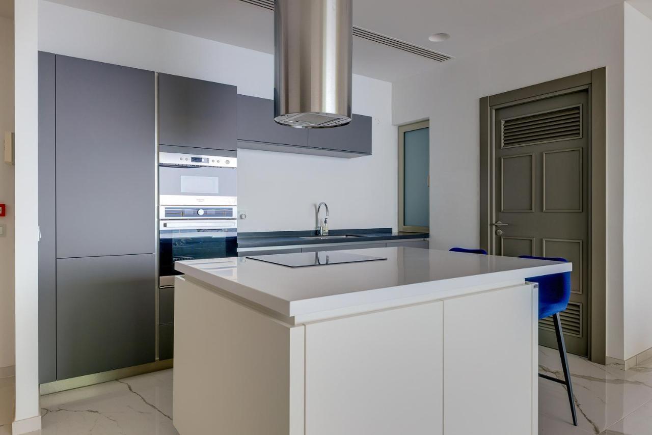 Super Luxury In Tigne Point, Amazing Sea Views Apartment *