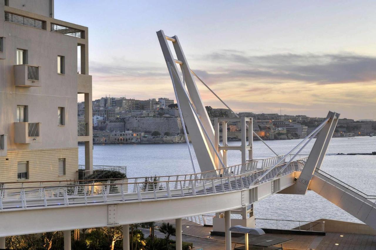 Apartment Super Luxury In Tigne Point, Amazing Sea Views *